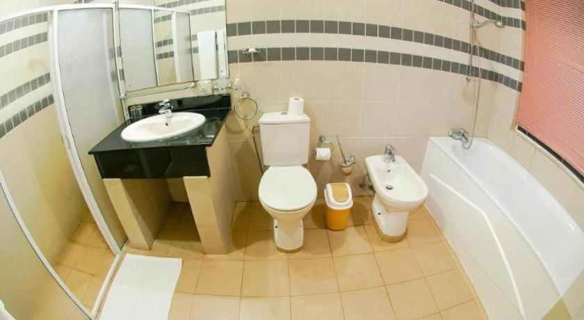 Hotel Villa Viana Marawila Eksteriør bilde